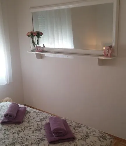 Апартаменты N&b