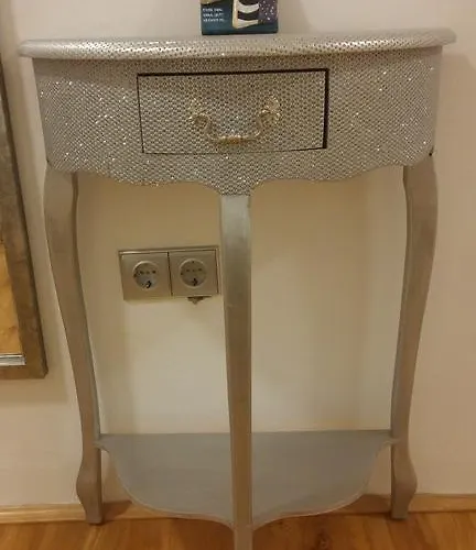 Апартаменты N&b